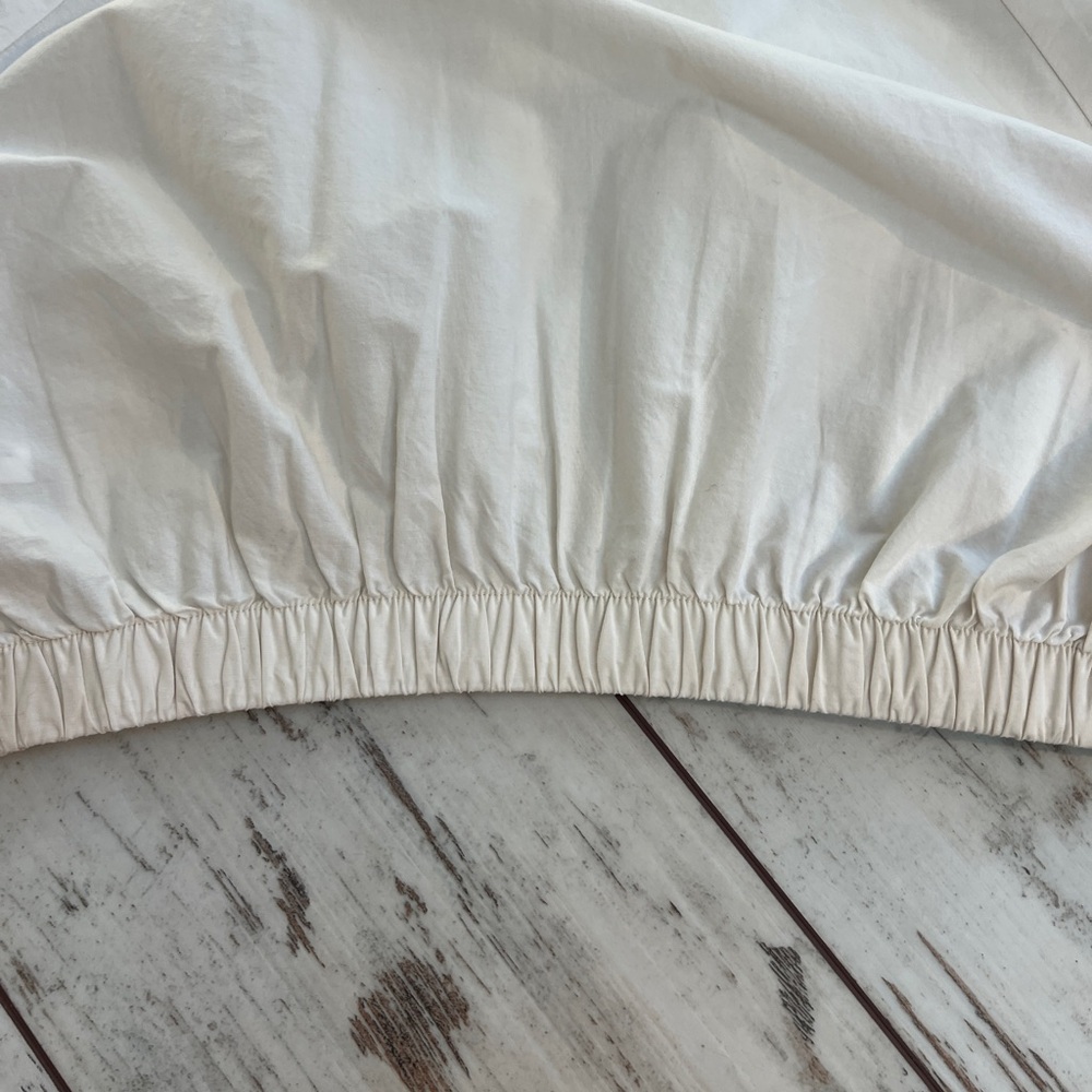 Universal Thread NWT Embroidered Balloon Sleeve Blouse - Small - Picture 9 of 14